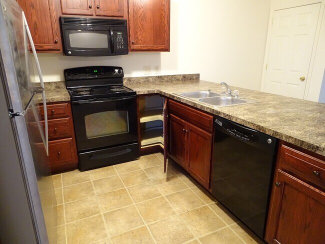 Foto del edificio - 144 Gable Dr