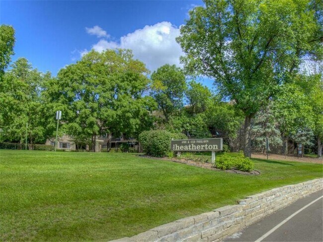 Building Photo - 4100 Parklawn Ave