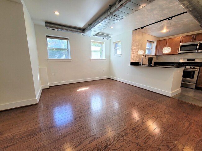 Foto del edificio - 143 Rhode Island Ave NW