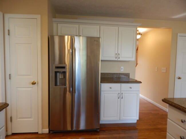 Foto del edificio - 20 Lexington Ct