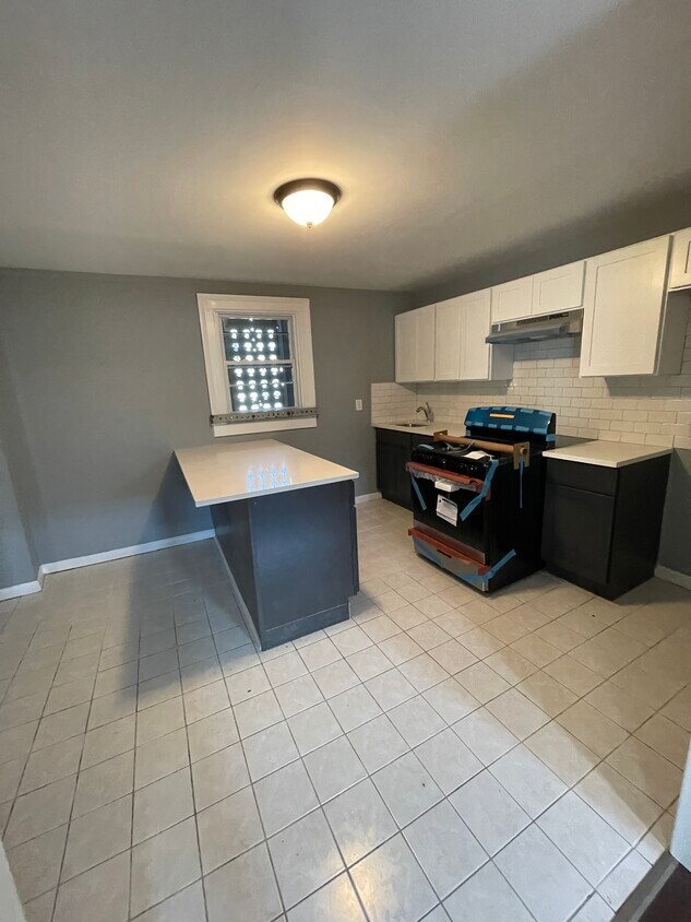 Foto principal - 1007 Lafayette St