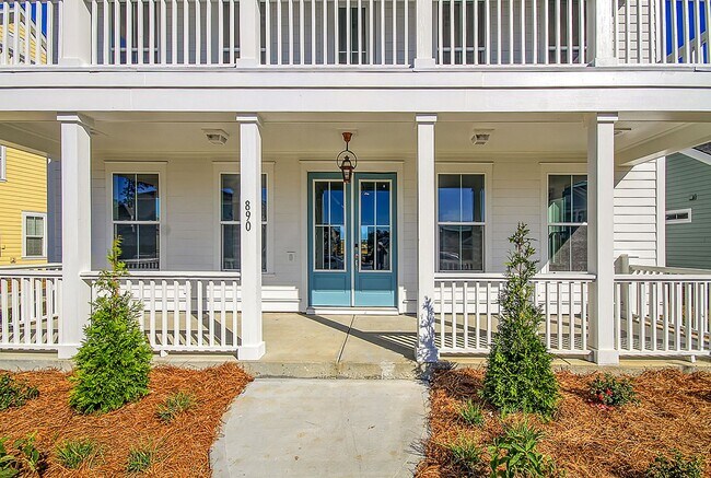 Foto del edificio - Lakeside Living in the Heart of Carnes Cro...