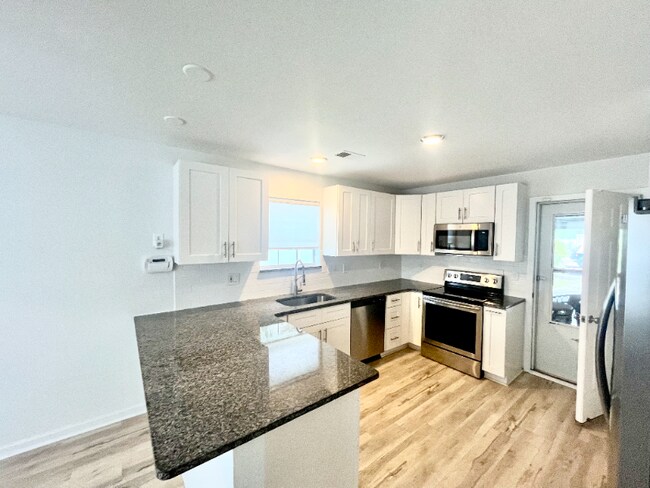 Foto del edificio - 473 Dandelion Ln