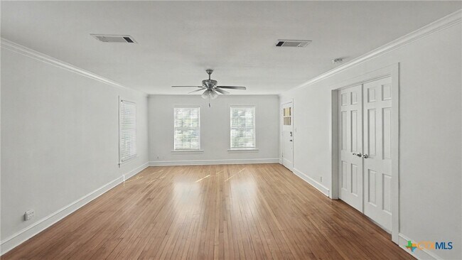 Foto del edificio - 820 N 5th St