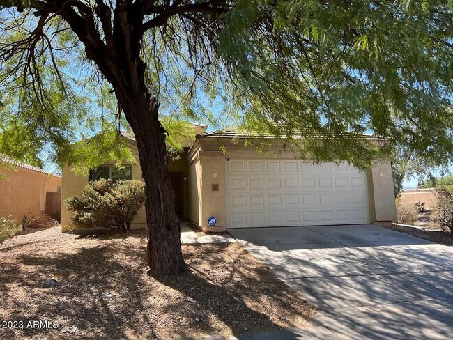 Foto del edificio - 8541 W Riley Rd