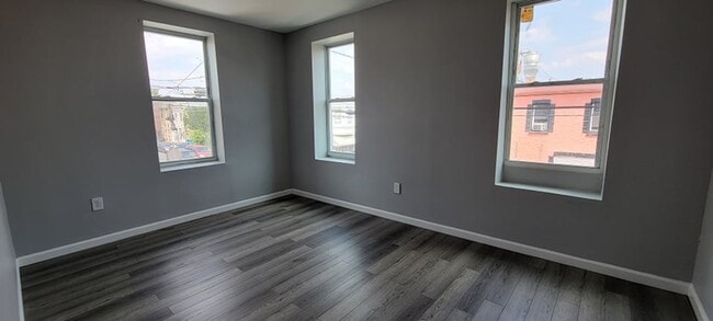 Building Photo - 2740 C St