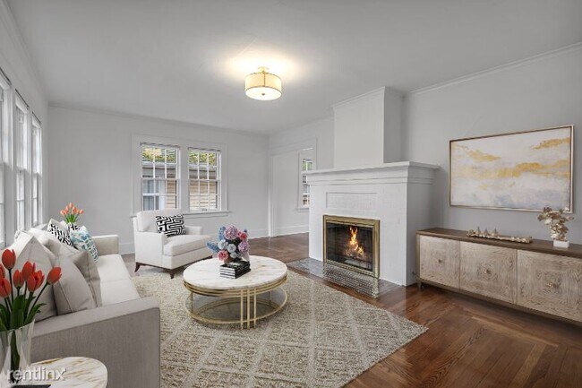Foto del edificio - 3 br, 1 bath House - 3025 Meridian St