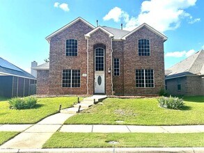Building Photo - 5912 Deer Run Dr