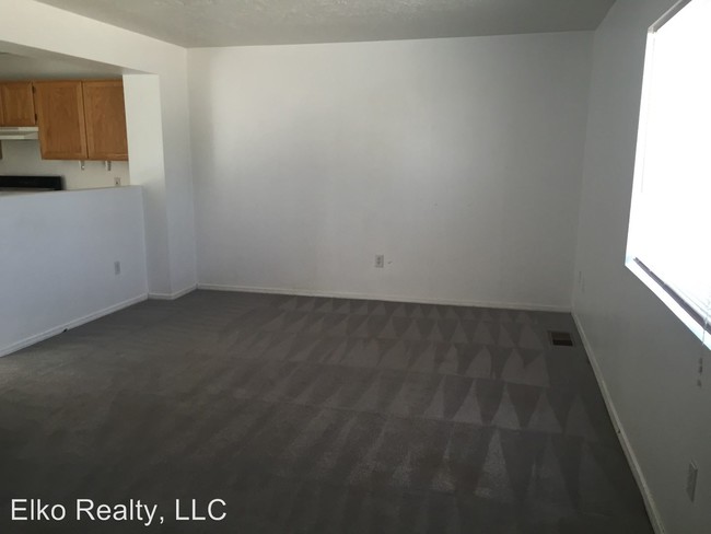 Building Photo - 188 Spring Creek Pkwy