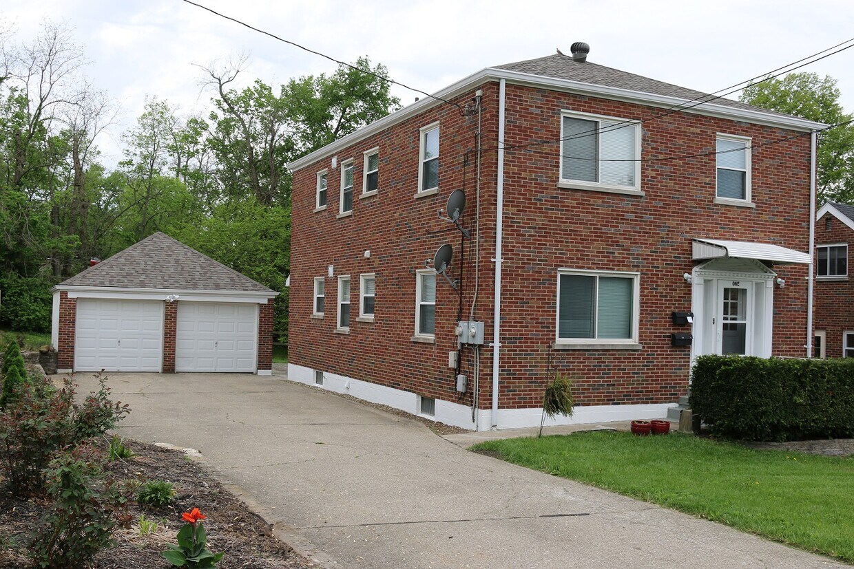 1 Lynn St, Florence, KY 41042 Townhome Rentals in Florence KY