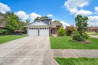 Building Photo - 13938 Plantation Valley Dr