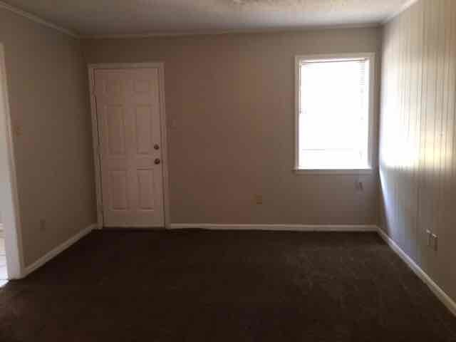 Building Photo - 3211 Morningview Dr