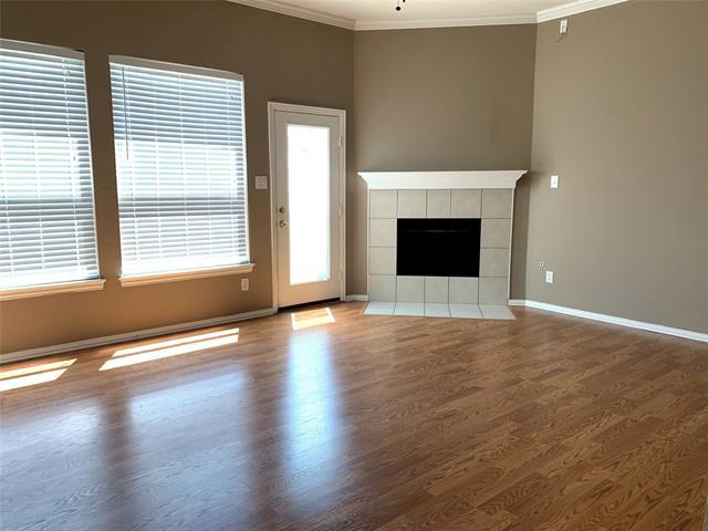 Building Photo - 8300 Stone Ridge Dr