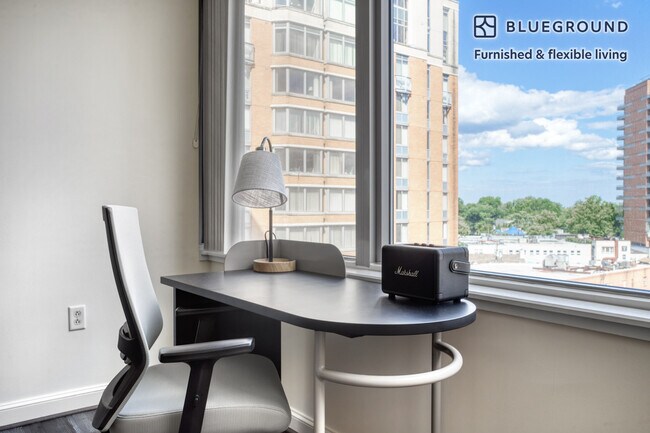 Foto del edificio - 4835 Cordell Ave