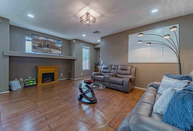 Foto del edificio - 1761 N St Francis Pl