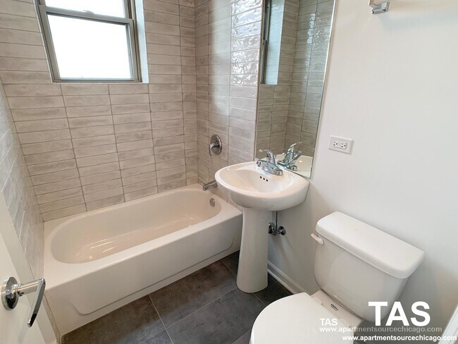 Foto del edificio - 940 W Winona St