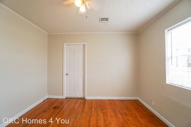 Building Photo - 2 br, 1 bath House - 913 Yukon Avenue