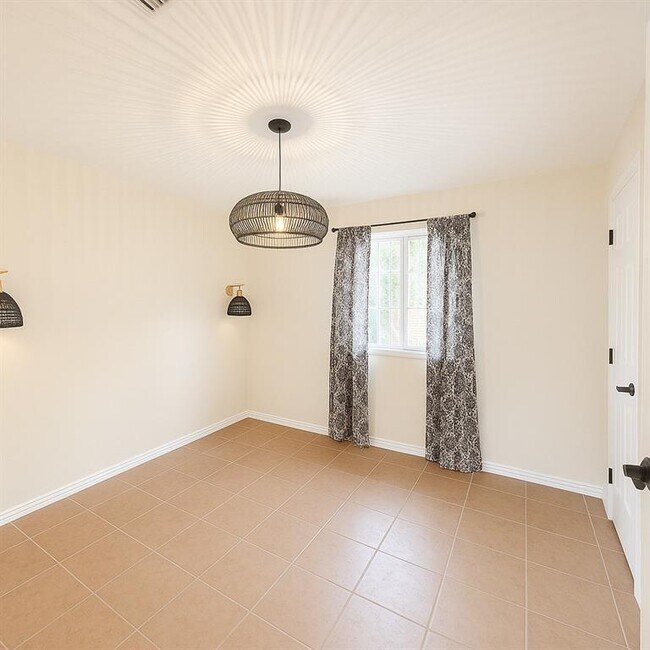 Building Photo - 2827 Woodhall Ct