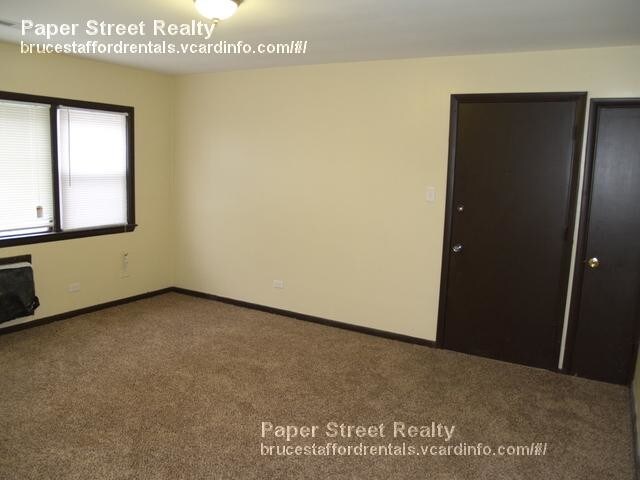 Foto del edificio - 15032 Dorchester Ave