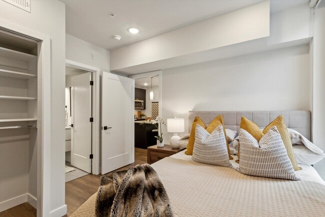 Building Photo - 1102 Germantown Ave