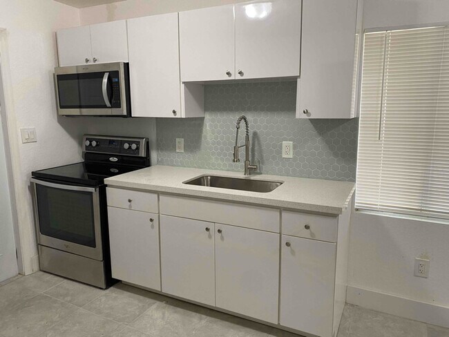 Foto del edificio - 2193 NW 57th St