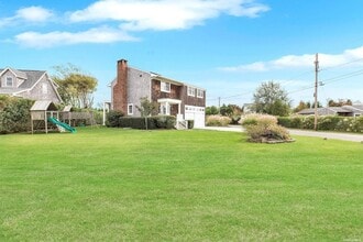 Building Photo - 25 NY-25