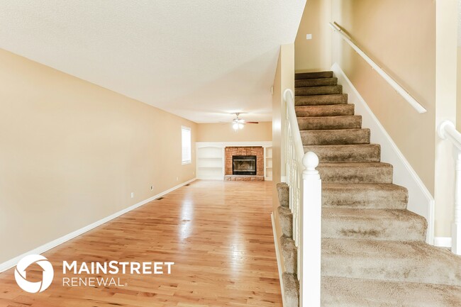 Building Photo - 421 Hithergreen Dr