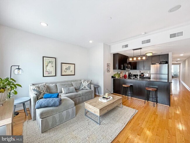 Foto del edificio - 1367 Florida Ave NE #302