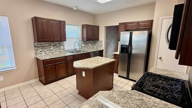 Foto del edificio - 1602 Stoney Park Dr