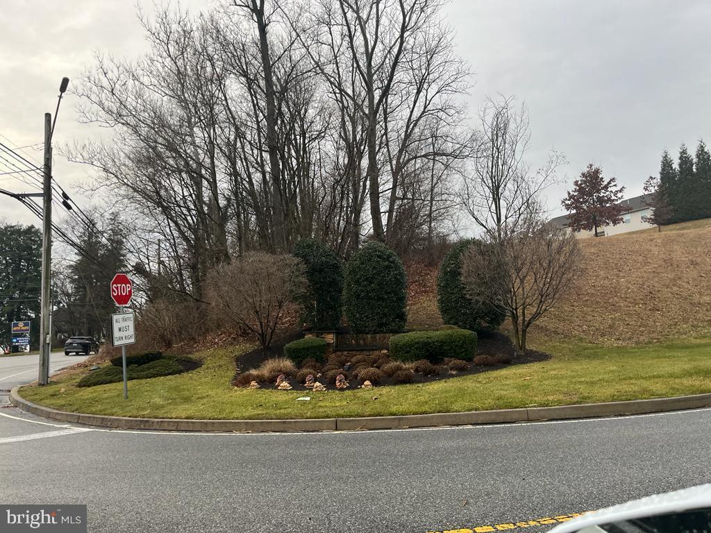 113 Penns Manor Dr, Square, PA 19348 Townhome Rentals in