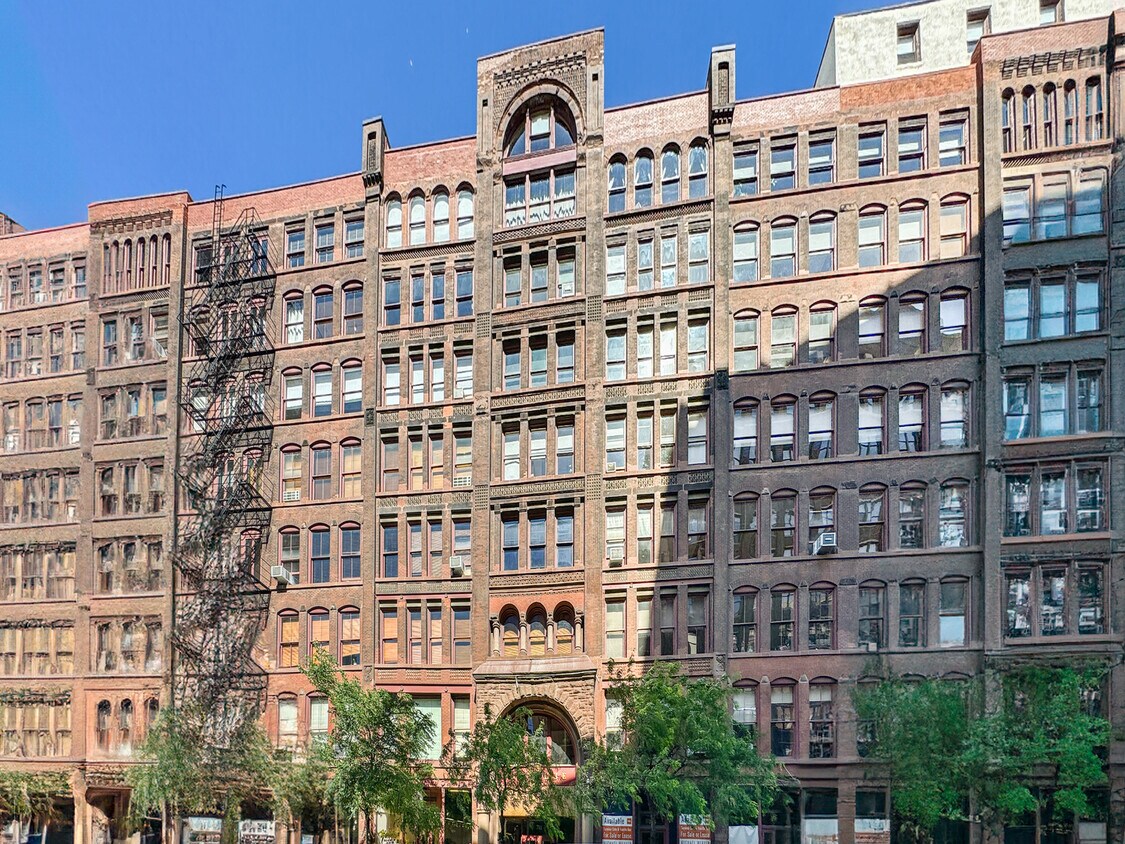 Foto principal - 711 S Dearborn St