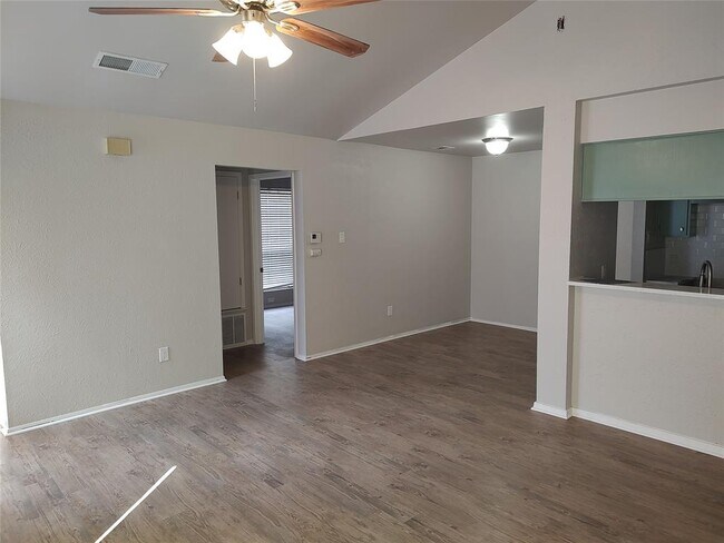 Foto del edificio - 7105 Treasure Cove