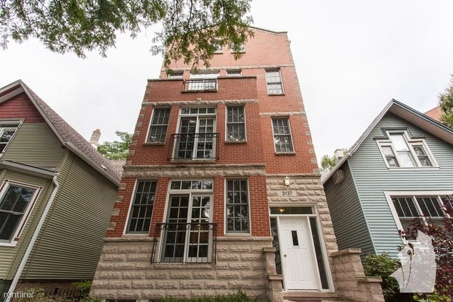 Building Photo - 3137 N Seminary Ave