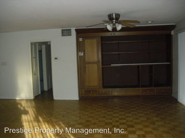 Foto del edificio - 5520 E Rosewood St