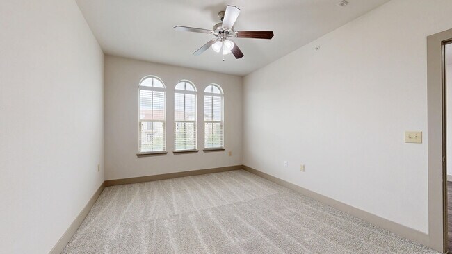 Interior Photo - Villaggio