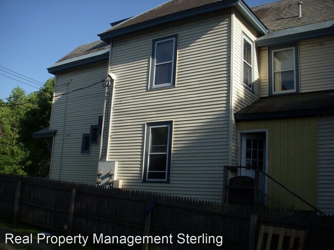 Building Photo - 241 S Winooski Ave
