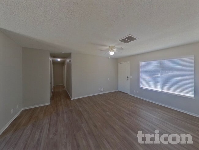 Foto del edificio - 4020 Maple Hill Rd