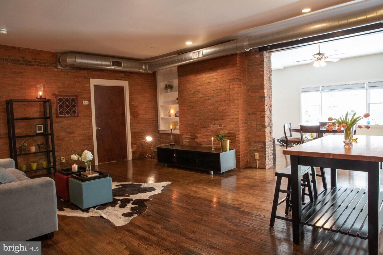 Foto principal - 735-739 S 12th St