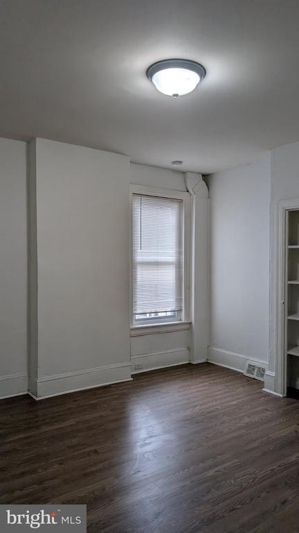 Building Photo - 244 Minor St