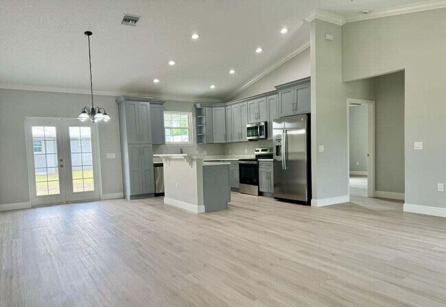Foto del edificio - 581 SE 36th Terrace