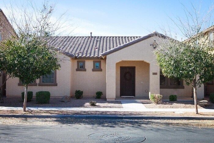 Foto principal - 3 Bedroom in Lyons Gate!