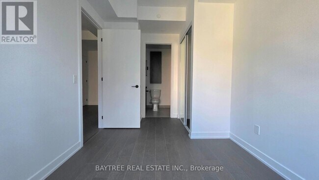 Photo du bâtiment - 91 Montclair Ave
