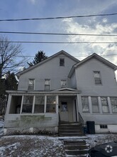 Building Photo - 96 Cemetery St