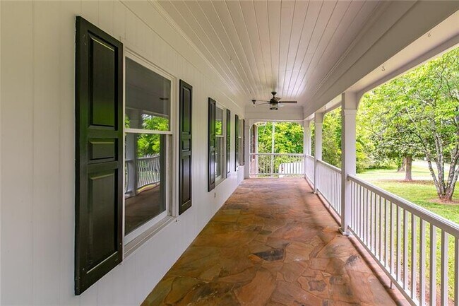 Building Photo - 2991 Bunten Rd