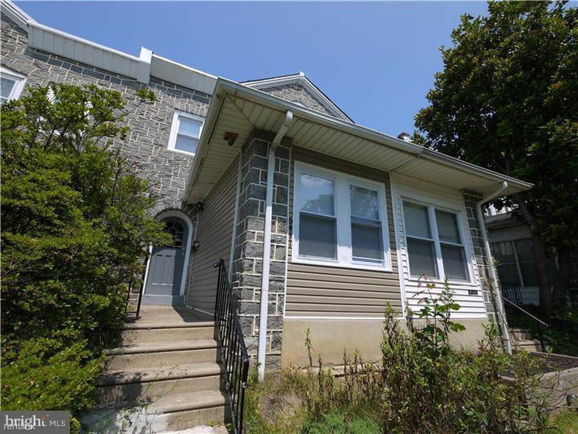 Front View - 6411 Lebanon Ave