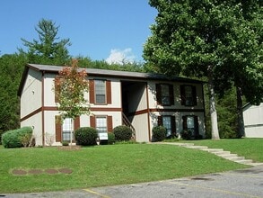 Building Photo - 366 Genesis Cir