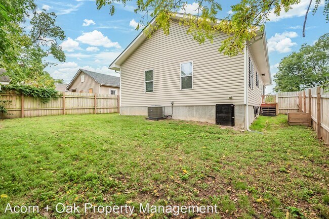 Foto del edificio - 3 br, 2 bath House - 1009 Moreland Ave