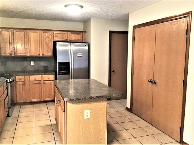 Foto del edificio - 7624 Harbour Town Dr