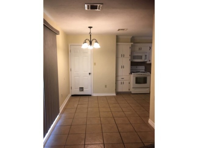 Foto del edificio - 2412 NW 41st St