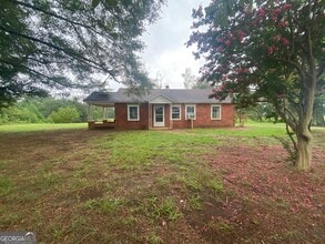 Building Photo - 1125 Moore Rd